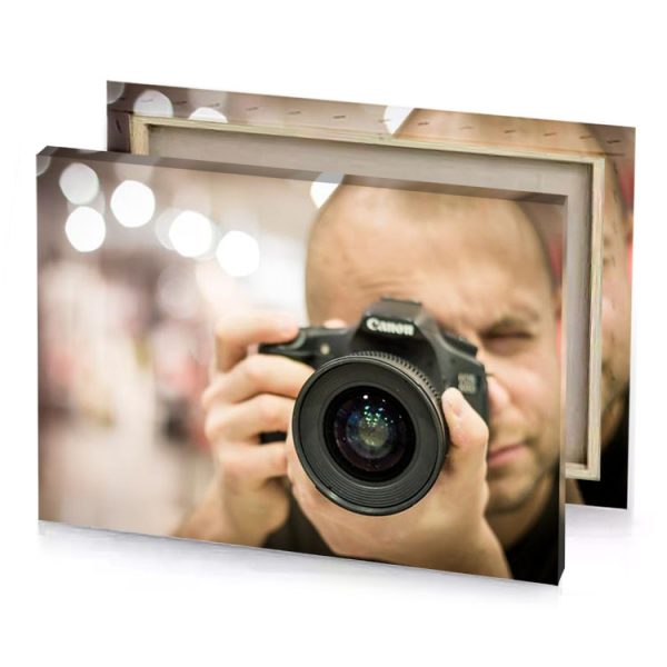 a man taking picture with camera linen canvas - Image 4
