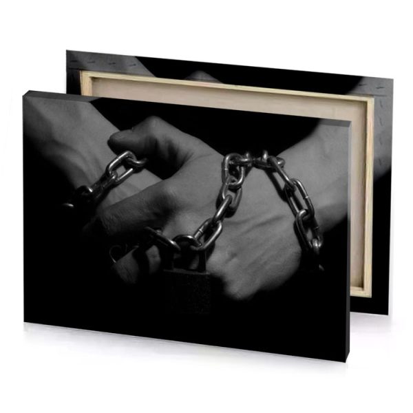 a person holding chain in their hands dim gray canvas - Image 4