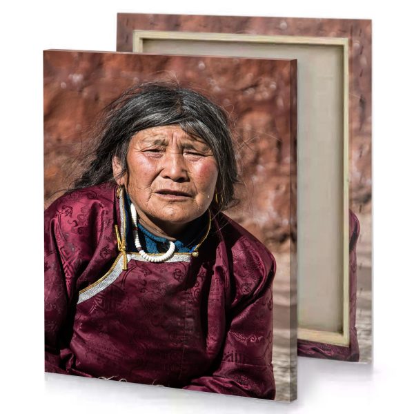 a woman with necklace on her neck zinnwaldite brown canvas - Image 4