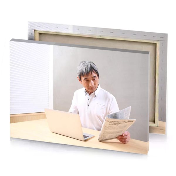 man wearing a white shirt smoke canvas - Image 4