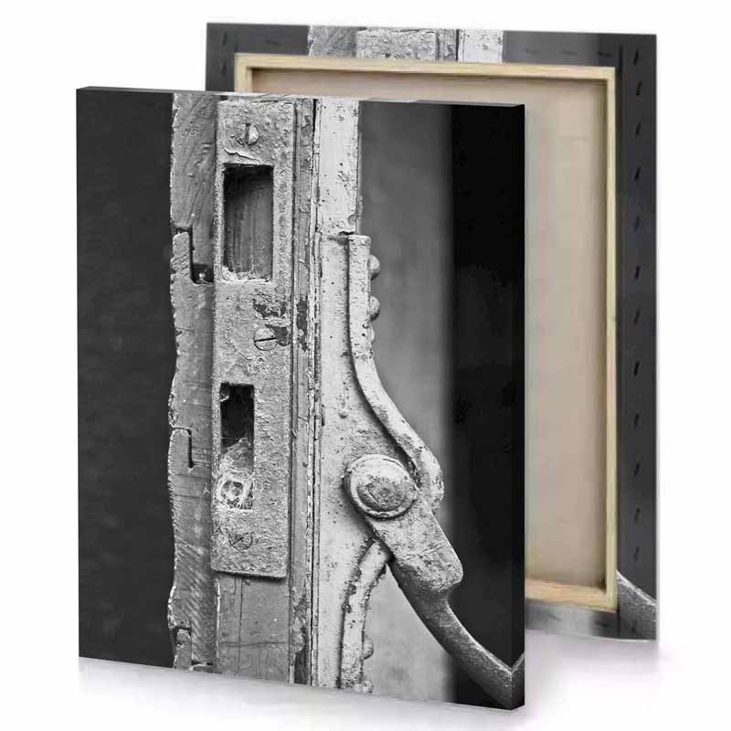 a door handle with latch on it manatee canvas