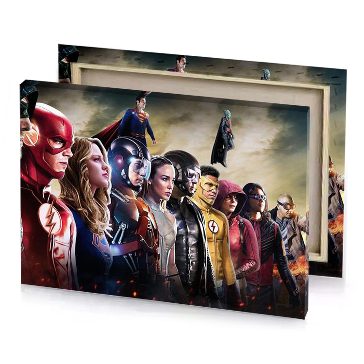 the flash arrow and in flashverse smoky black canvas